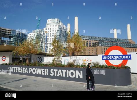 London Uk September The New Northern Line Extension Runs To