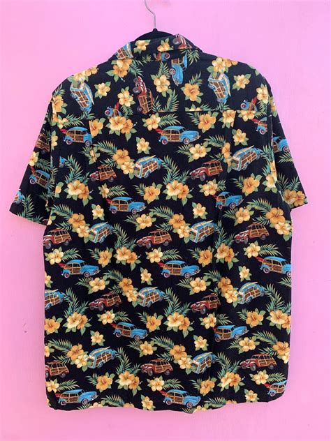 1990s Woody Wagon Cotton Hawaiian Button Up Shirt Boardwalk Vintage