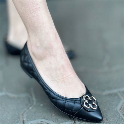 sapatilha capodarte catherine couro bico fino preto maria canela