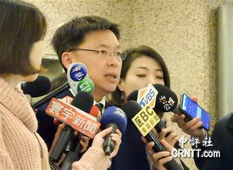 香港中評網：蘇貞昌游錫堃“蘇游體制”成形？綠委肯定