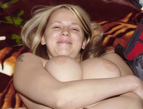Bib Tit Milf In Stockings Blowjob Porn Pic