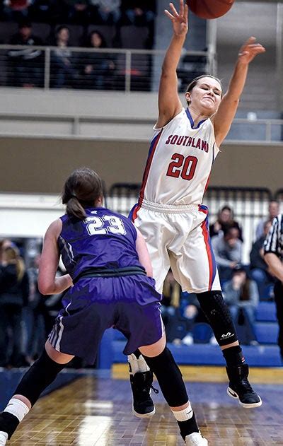 Girls Basketball Superlarks Knock Off Rebels Austin Daily Herald