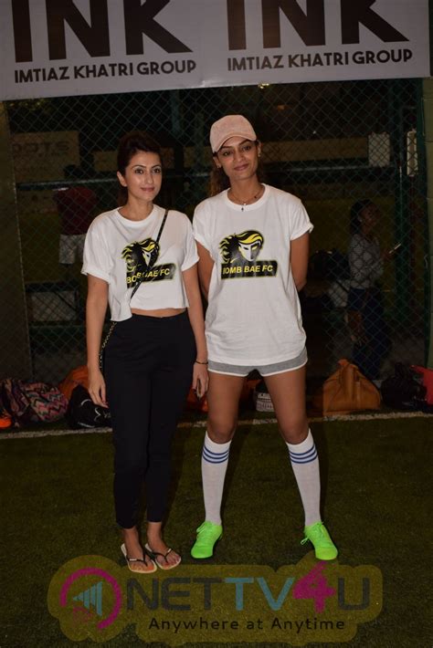 Dino Morea And Shibani Dandekar Kicking Off Womens Roots Premier League