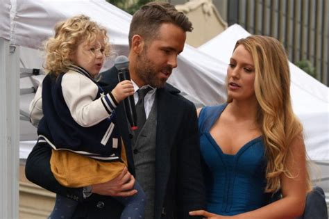 EN IMAGES Blake Lively et Ryan Reynolds présentent leurs filles