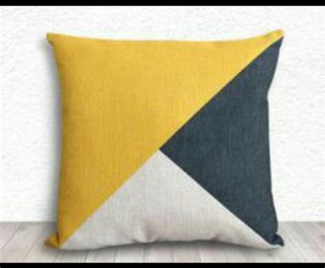 Pingl Par Gulafsha Sur Pillow Design Coussin D Coratif Coussin