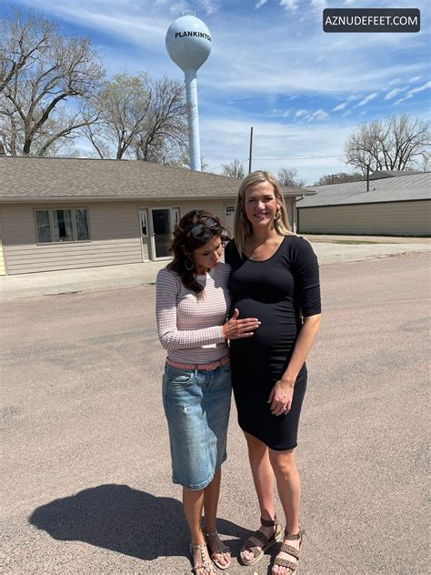 KRISTI NOEM Feet - AZNudeFeet