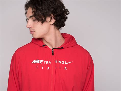 Ветровка Nike цвет Красный купить по цене 1300 рублей в интернет ...