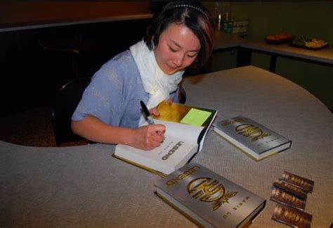 marie lu marie lu fandoms legend