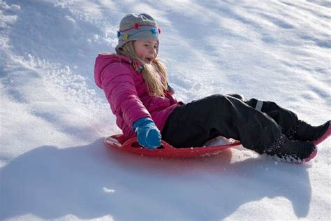 Sole E Neve Per Una Divertente Discesa Col Bob Ai Piani Di Bobbio