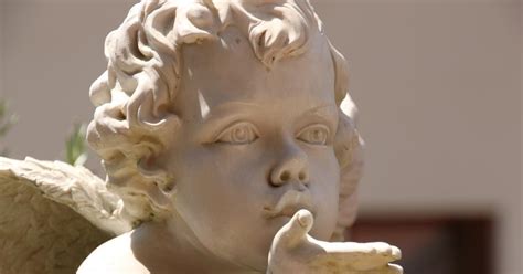 El respeto de los besos Opinión Miguel Gay