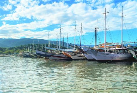 Passeio De Escuna Em Paraty Onde Contratar Roteiro E Dicas