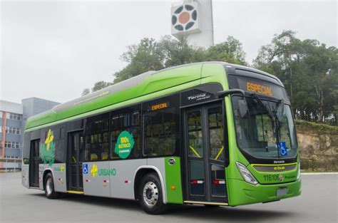 Ônibus elétricos começam a operar no Distrito Federal nesta segunda