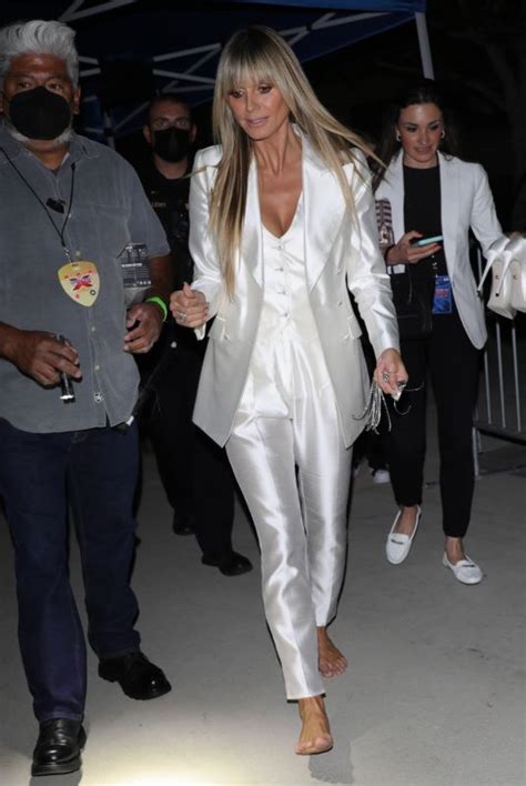 HEIDI KLUM Leaves Americas Got Talent Live Show At The Sheraton