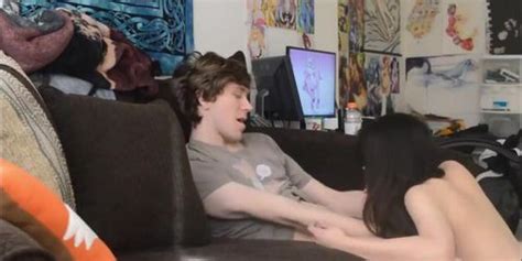 Bestfriend Let Me Creampie Her Tight Pussy Tnaflix