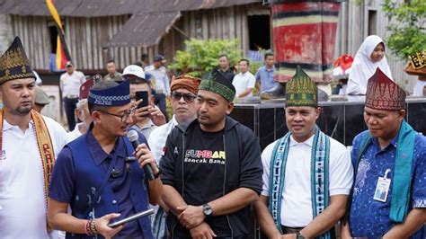 Keaslian Perkampungan Adat Nagari Sijunjung Masih Terjaga Sandiaga Uno