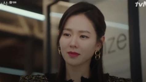 Gold Double Circle Earrings Worn By Yoon Se Ri Son Ye Jin In Crash