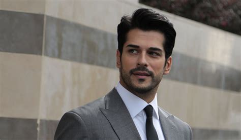 Chi è Burak Özçivit Kemal in Endless Love Età e vita privata