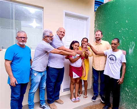 Fam Lias Realizam Sonho Da Casa Pr Pria Em Anchieta Aqui Not Cias