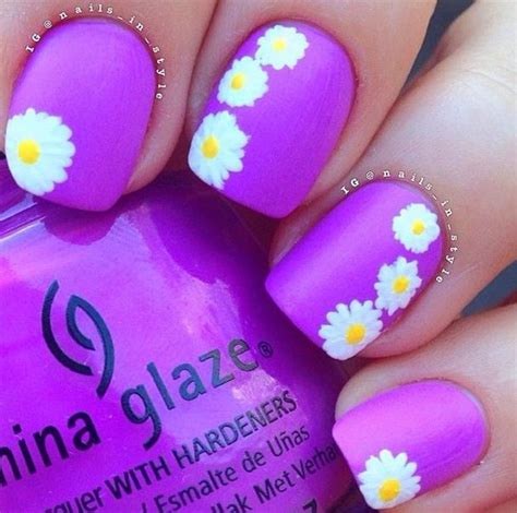 The Best Easy Flower Nail Art Designs For Beginners Ideas