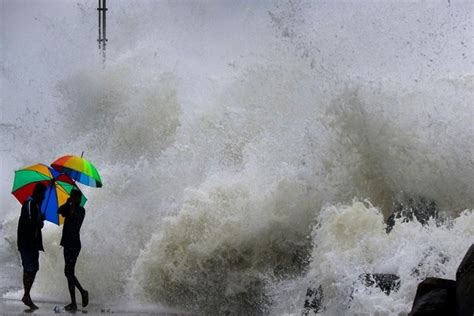 Cyclone Biparjoy 550 Km Away From Karachi PDM