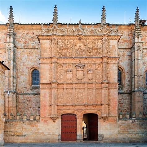 Audiogu A De La Fachada Rica De La Universidad Salamanca