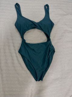 FRANKS BIKINI TOP Women S Fashion Swimwear Bikinis Swimsuits On Carousell