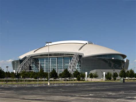 Dallas Cowboys Stadium editorial photography. Image of football - 32014252