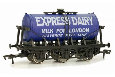 Dapol 4f 031 017 6 Wheel Milk Tanker Express Dairy Railway Models Uk