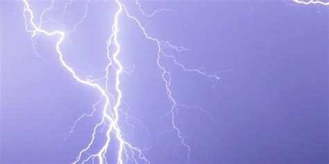 Lightning Strikes Cause Fires and Displacement Across Multiple U.S ...