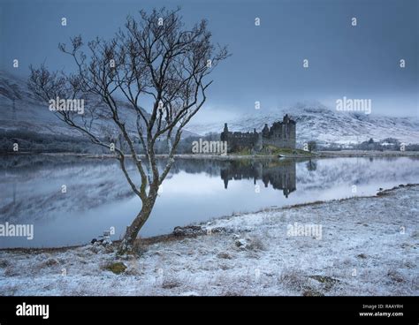 Loch Awe & Kilchurn Castle in winter morning, Scotland Stock Photo - Alamy