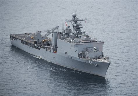 DVIDS - Images - USS COMSTOCK DEPLOYMENT [Image 2 of 2]