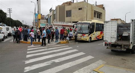 Transportistas Toman Las Calles Tras Cierre Del Terminal Santa Cruz