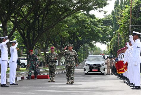 Prabowo Diangkat Jadi Warga Kehormatan Korps Marinir Ungkap