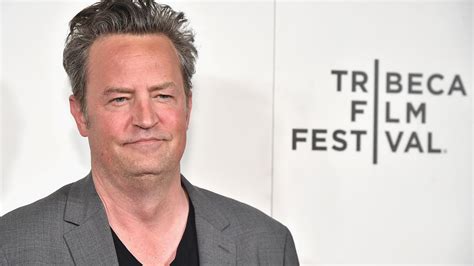 Matthew Perry acteur de la série Friends retrouvé mort dans son