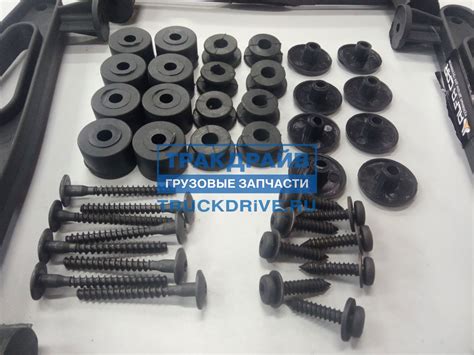 Комплект крепления солнцезащитного козырька Ман Тга кабина LX ...