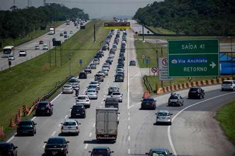 Movimento No Sistema Anchieta E Imigrantes Já Produz Congestionamentos