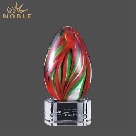 Designer Trophy Manufacturer, Art Glass Trophy | Noble Awards