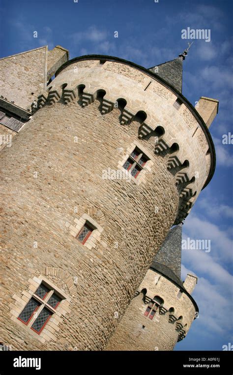 chateau de suscinio  brittany france stock photo alamy