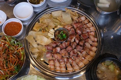 부산 광안리 고기집 직접 다 구워주는 삼겹살 맛집 부산댁 네이버 블로그