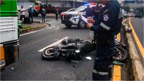 Motociclista murió al chocar con bus en bulevar Venezuela Noticias de