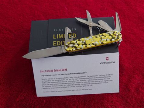 Victorinox Alox Pioneer X Electric Yellow Camouflage Kaufen Auf