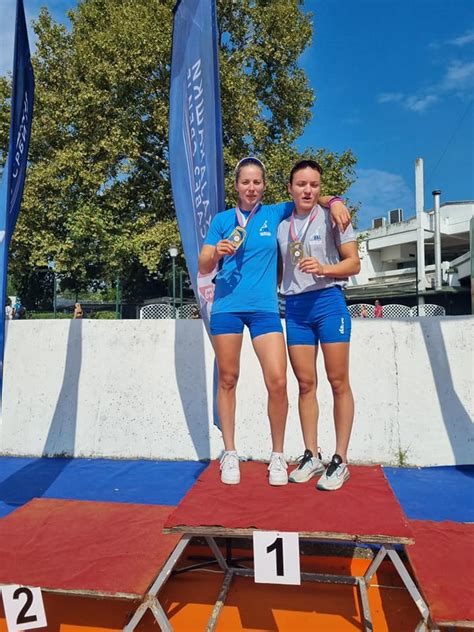 Pet Medalja Za Kajaka E Vala Na Prvenstvu Srbije Ozon Media