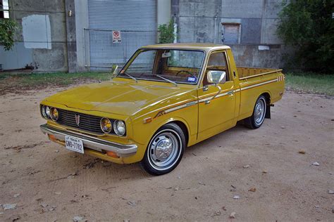 Awesome In Austin 1976 Toyota Hilux Pickup Barn Finds