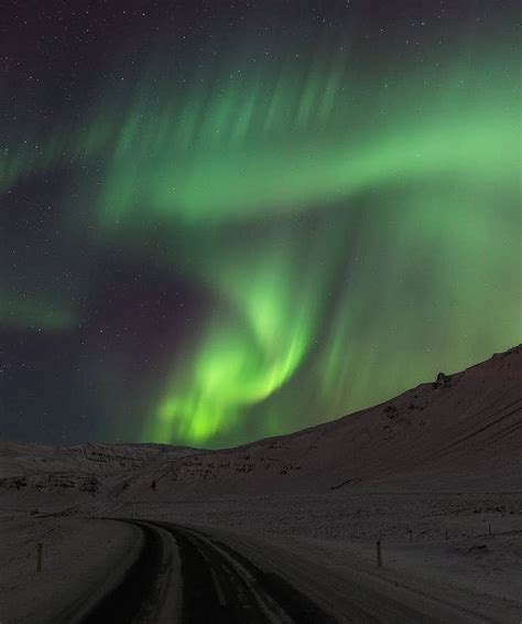 Northern Lights in Iceland - When & Where To See the Aurora | Guide to Iceland