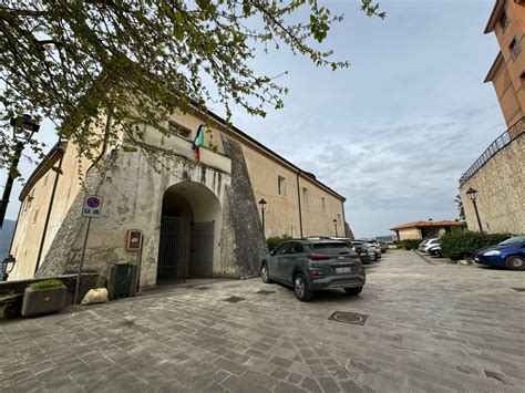 Palomonte Il Aprile Lintitolazione Della Biblioteca Comunale Al