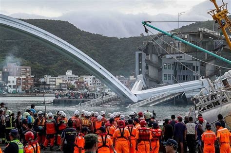 Bridge In Taiwan Collapses At Least 10 People Injured With Authorities