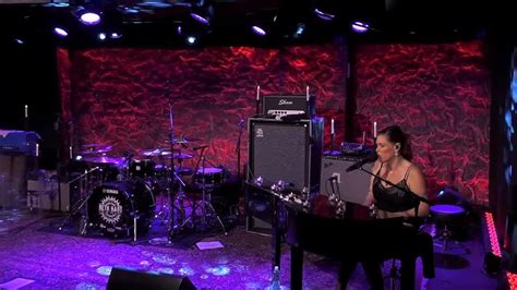 Beth Hart No Place Like Home Front And Center Live From New York 2018