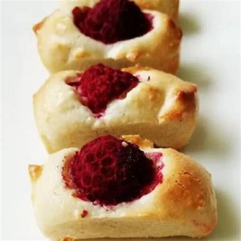 MINI FINANCIERS AUX FRAMBOISES AVEC OU SANS GLUTEN Guy Demarle