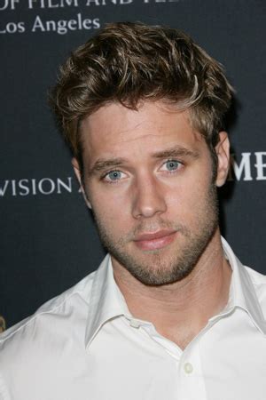 Bio Shaun Sipos Showbizzsite