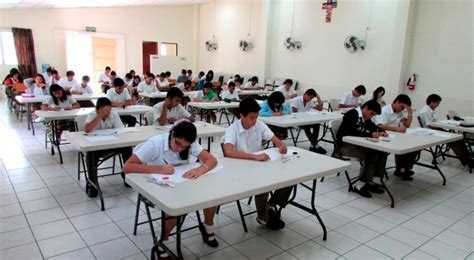 Clases presenciales 2021 Perú Colegios en zonas urbanas volverán a